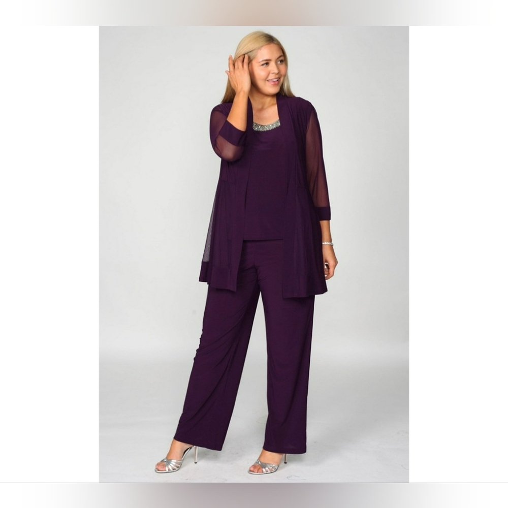 Women's clothing(140)